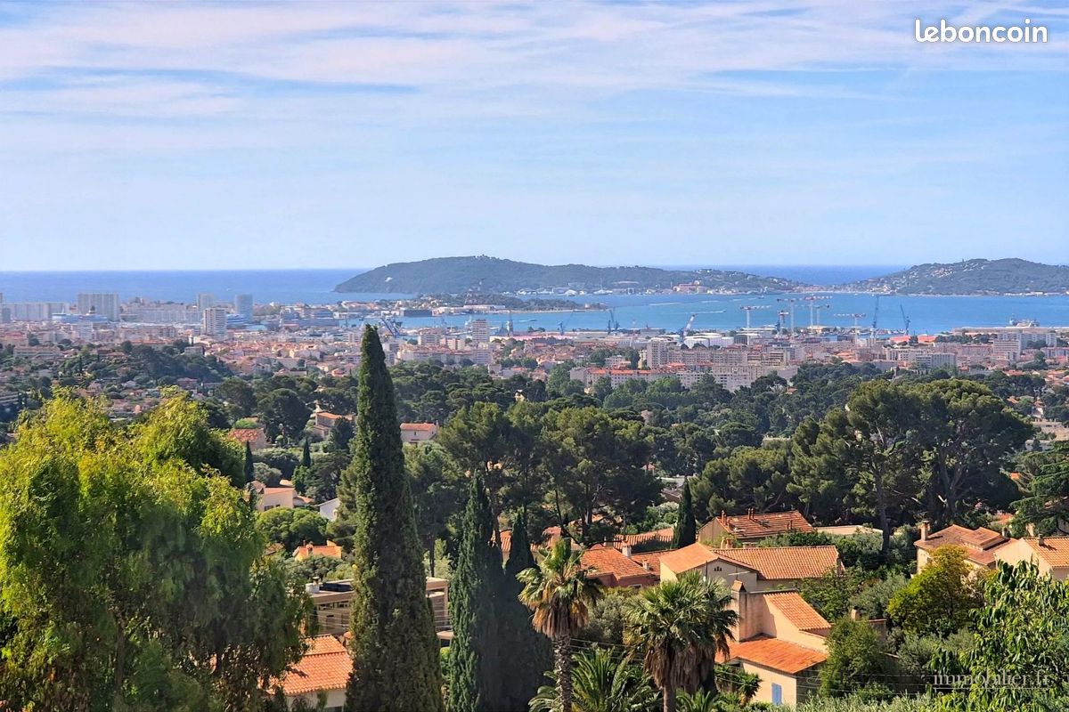 Maison 7 pièces 185 m² · à Toulon · 185 m² · 1 060 000 €