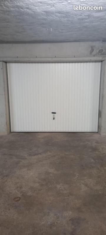 Garage Eybens · 100 €/mois