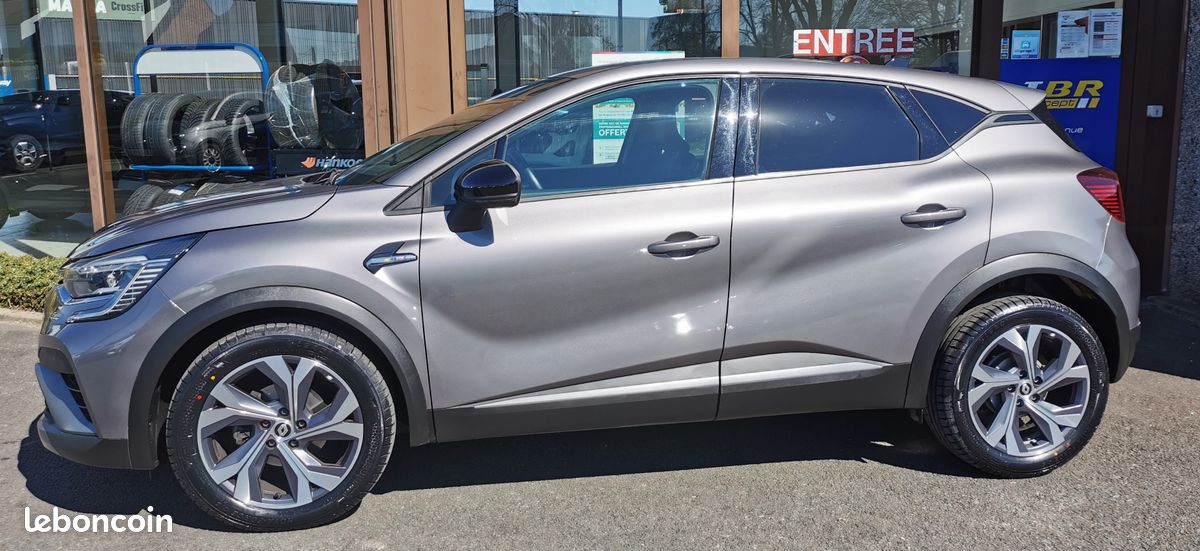Renault captur tce 160ch mild hybrid rs line edc (image 2)