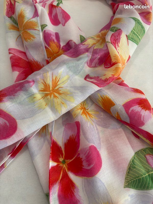 Foulard imprimé évasion (image 2)