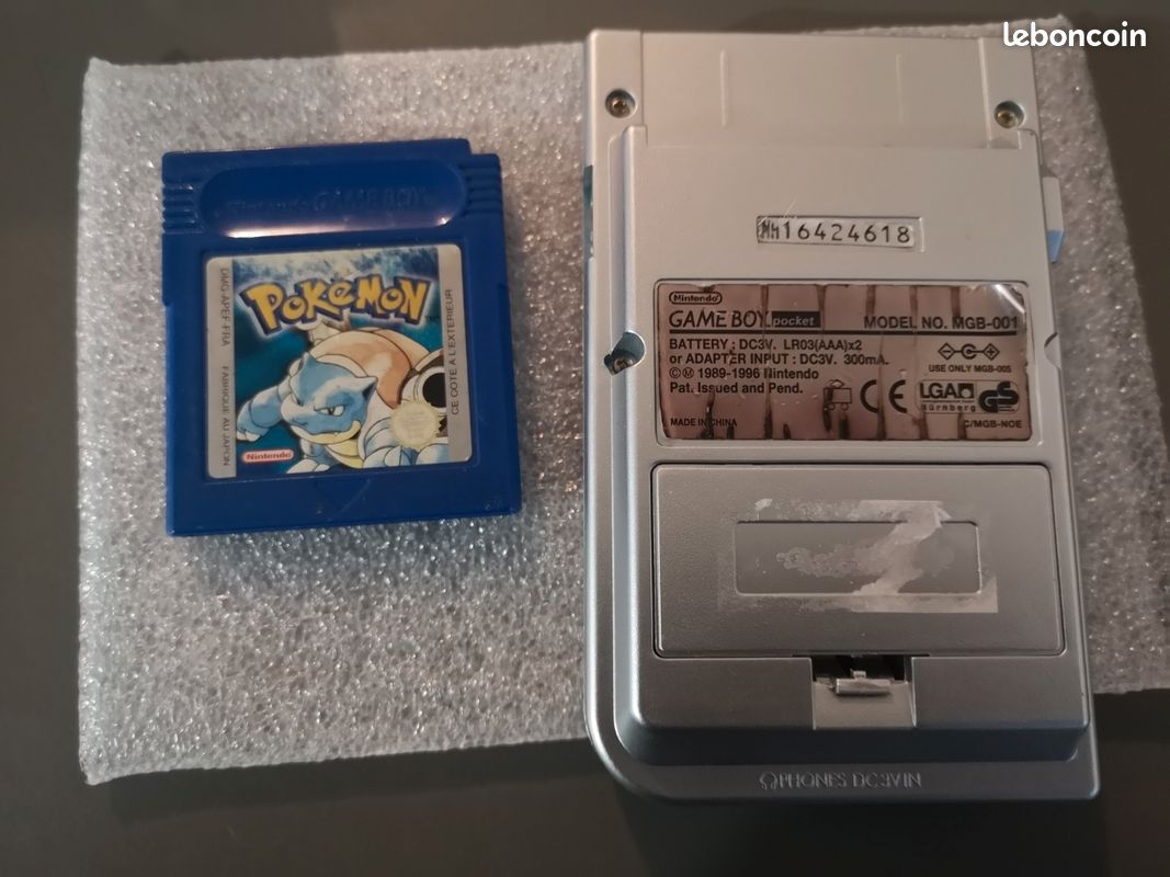 Game Boy Pocket + Pokémon Bleu – Console Nintendo Occasion