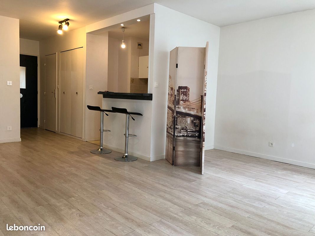 Studio 1 pièce 35 m² - Poitiers 86000 (image principale 0)