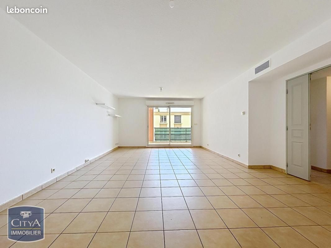 Appartement 3 pièces 74 m² · à Nîmes · 74 m² · 949 €/mois