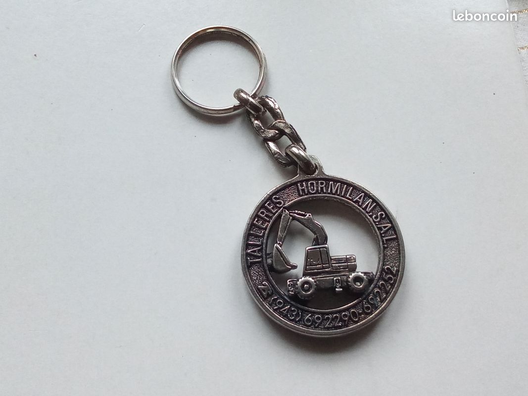 Porte-clés Pendentif Pelle En Métal Argenté - Marque Onwomania - Neuf Avec étiquettes
