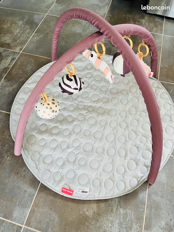 Tapis d'éveil Done By Deer (image 1)