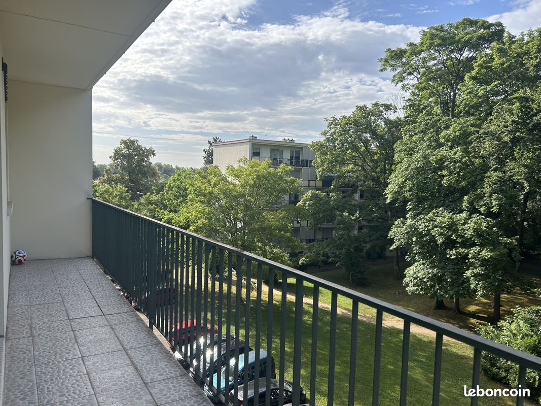 Appartement 4 pièces 76 m² · à Illzach · 76 m² · 830 €