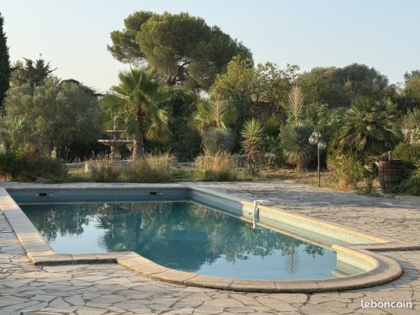 Maison 7 pièces 300 m²