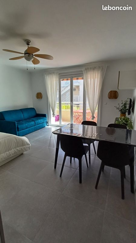 Appartement refait à neuf à 400 m de la plage des Sablettes - parking fermé (image 1)