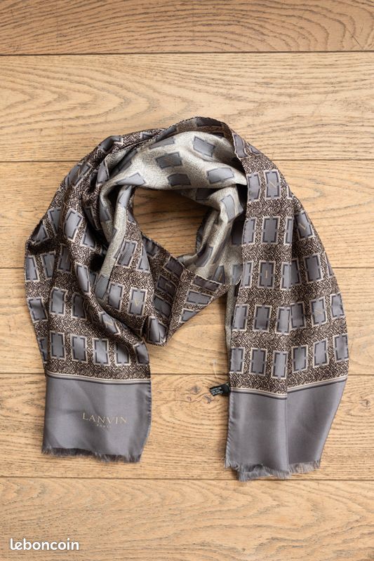 Écharpe LANVIN Paris - Soie Multicouleur Vintage - Occasion - Accessoire Luxe Décontracté