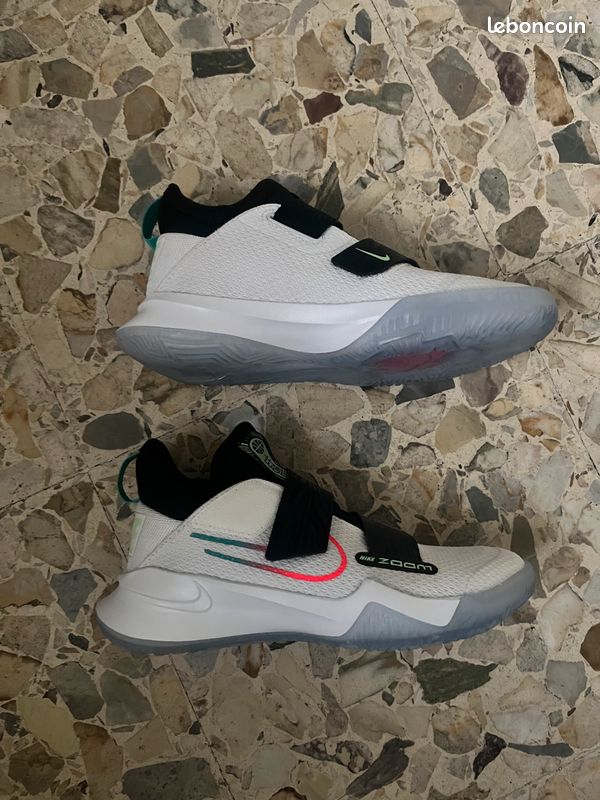 Baskets nike enfant taille 34 Chaussures