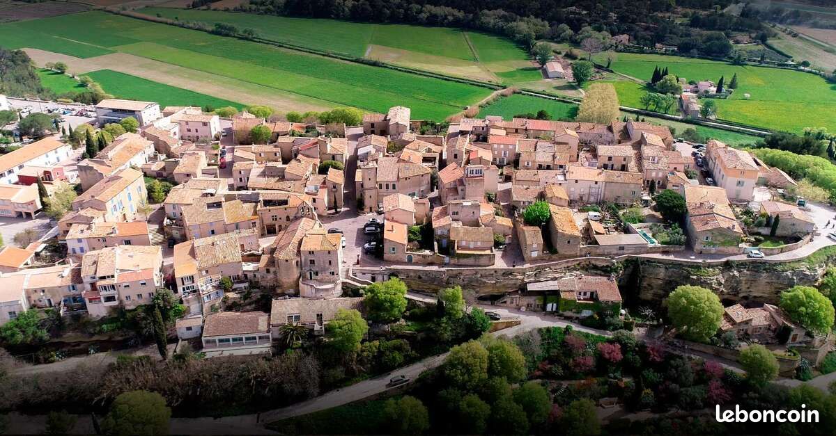 Terrain 800 m² · à Cornillon-Confoux · 230 000 €