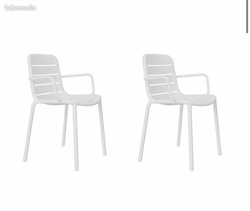 Chaises avec accoudoirs blanches (image 2)