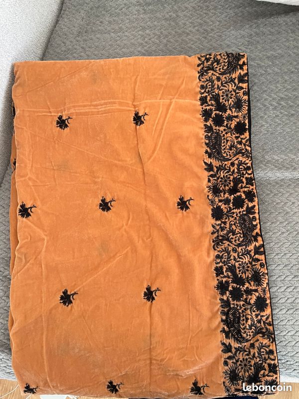 Robé Pakistanaise Shawl (image 3)