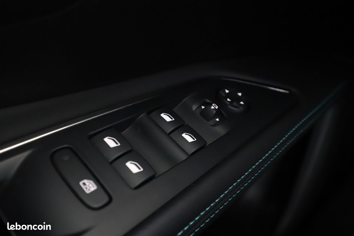 Peugeot 5008 1.5 Blue-HDi Allure Pack EAT8 130 ch (image 25)