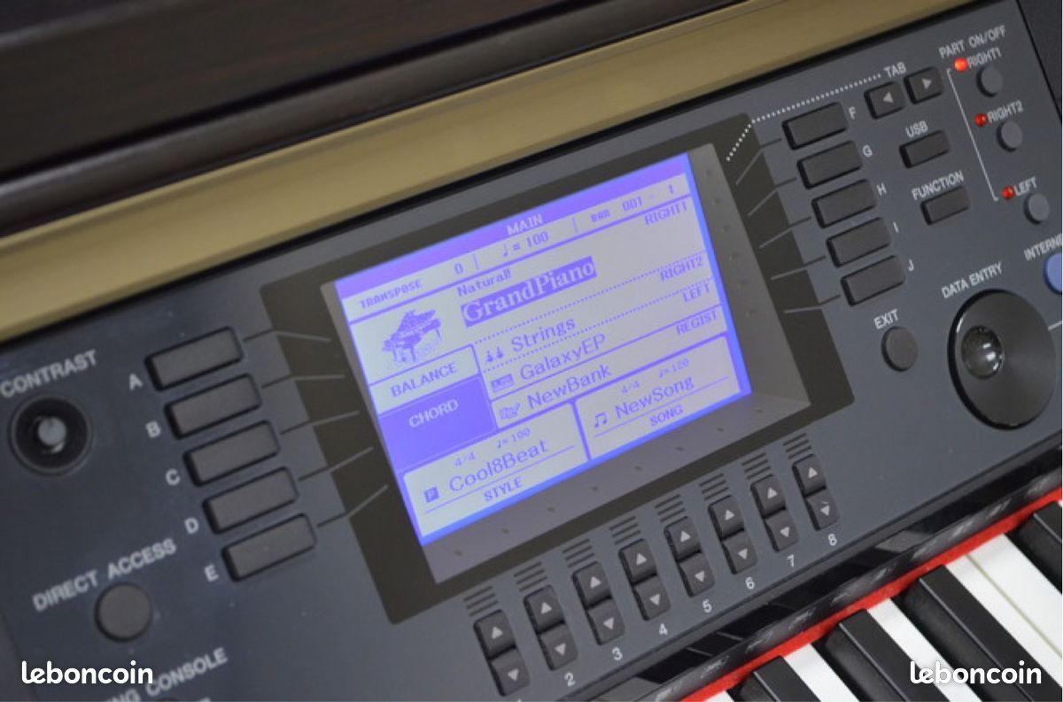 Piano Yamaha noir laqué cvp501 (image 4)