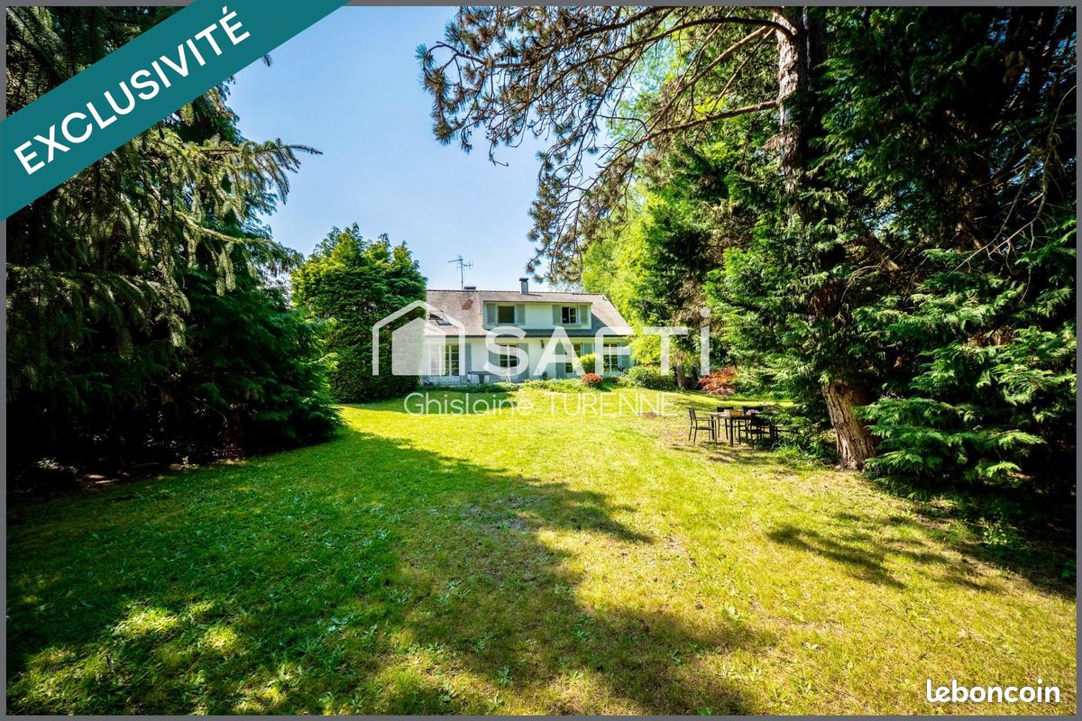 Maison 8 pièces 210 m² · à Carquefou · 210 m² · 670 000 €
