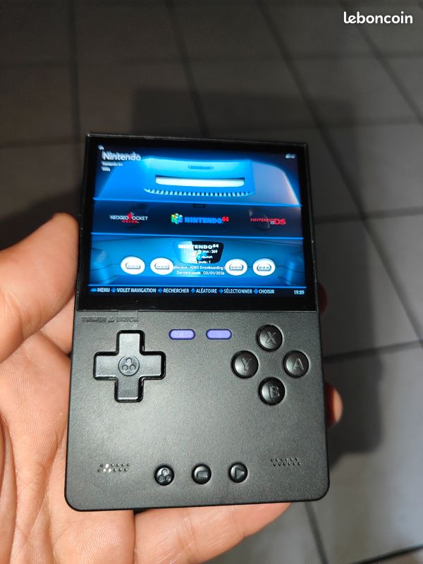 Trimui brick noir sd 128gb comme neuf (image 3)