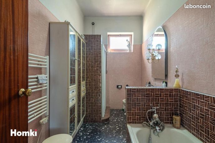 Maison de ville 6 pièces 220 m² — 10