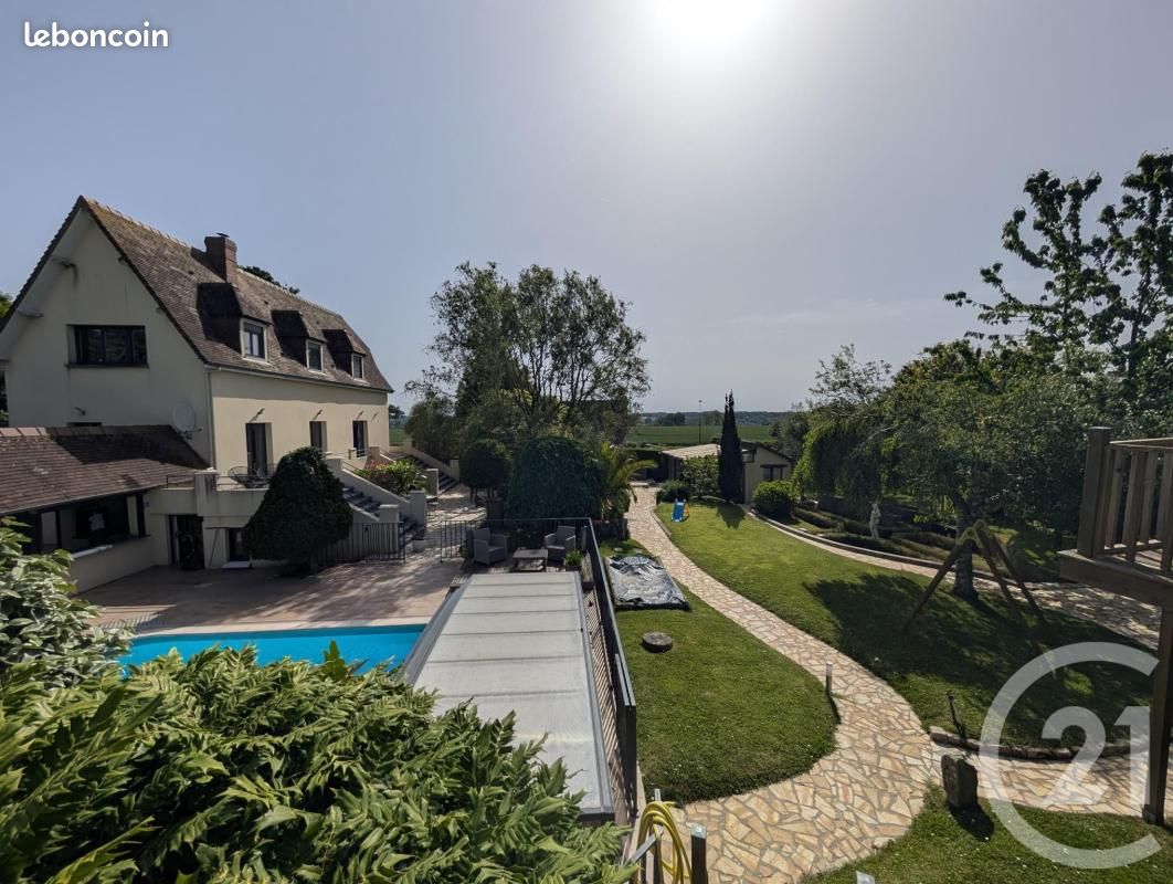 Maison 8 pièces 200 m² · à Cany-Barville · 200 m² · 499 900 €