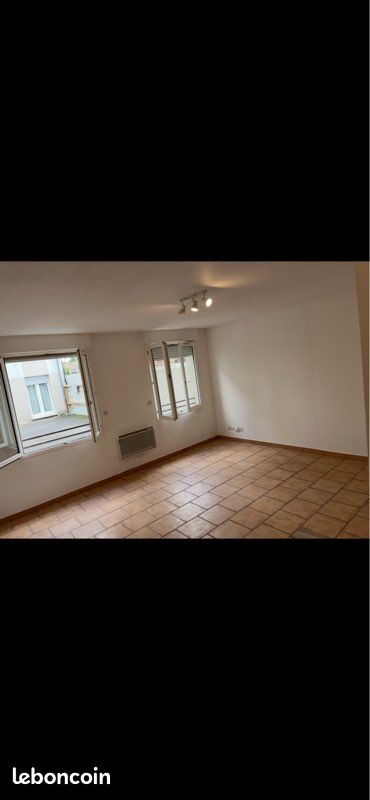 Appartement 1 pièce 27 m² · à Pontault-Combault · 27 m² · 125 000 €