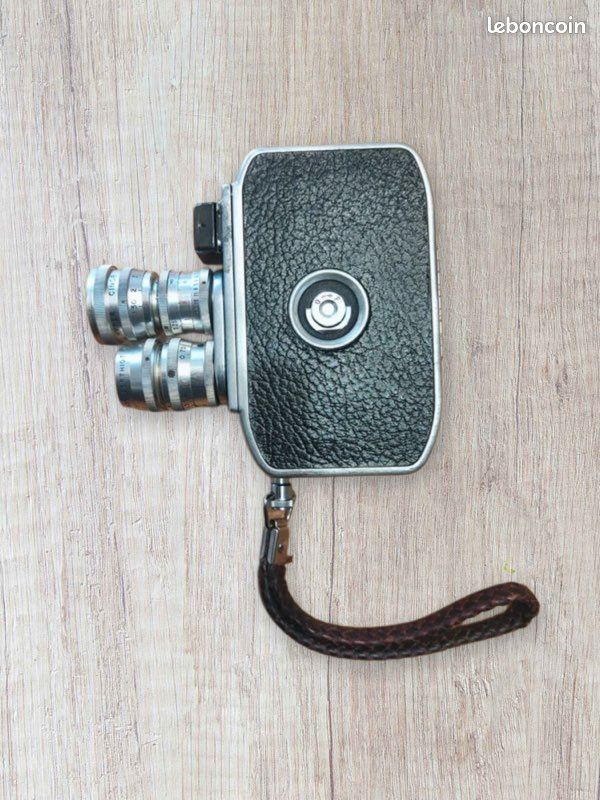 ANCIENNE CAMERA BOLEX PAILLARD DOUBLE OBJECTIF KERN 8mm B8 1957 SACOCHE POIGNEES