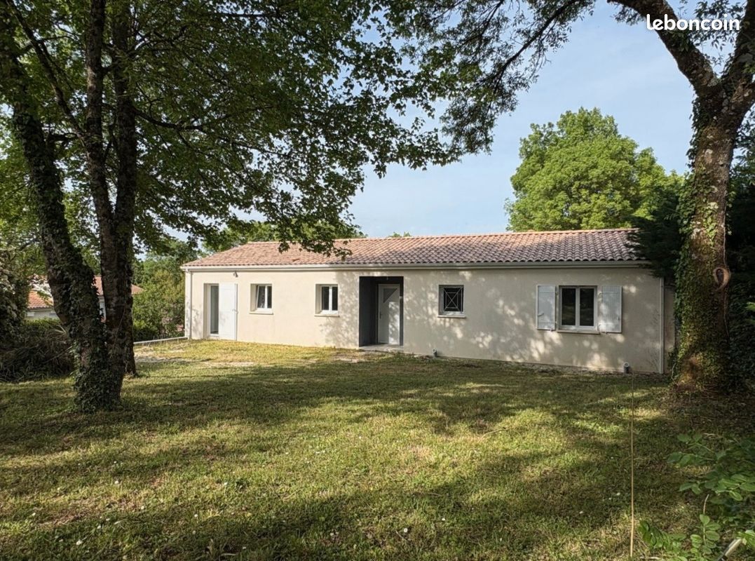 Maison 4 pièces 117 m² · à Fontcouverte · 117 m² · 198 000 €