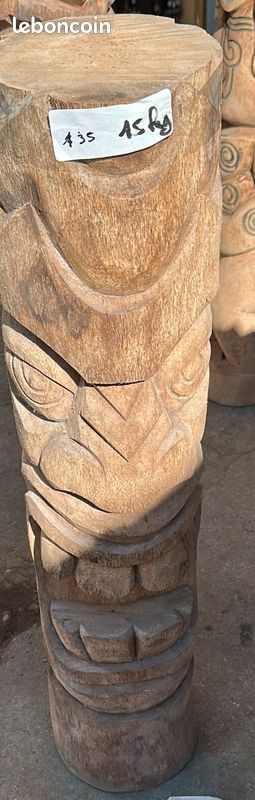 Statue totem Tiki 100 cm en bois de cocotier choix et rapport qualité prix imbattables (image 1)