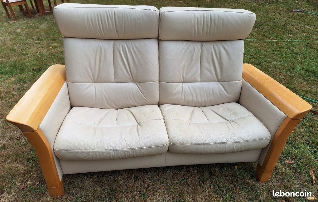 Vends canapé stressless deux places en cuir (image 4)