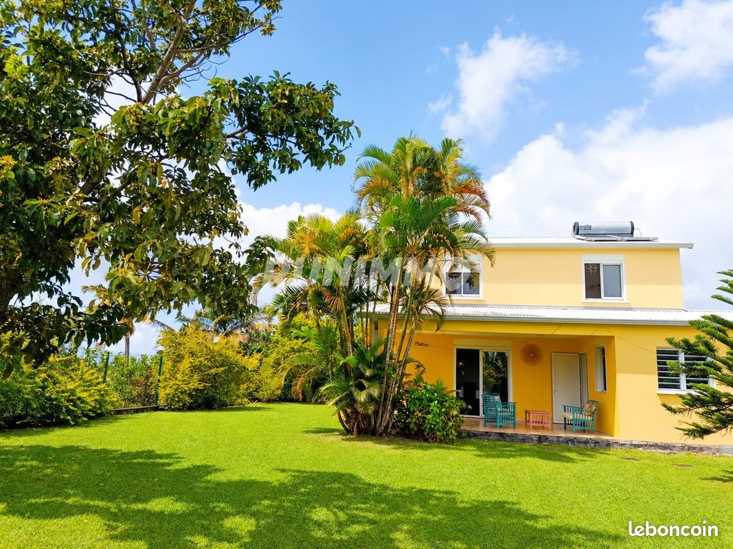 Maison 6 pièces 136 m² · à Saint-Benoît · 136 m² · 270 000 €