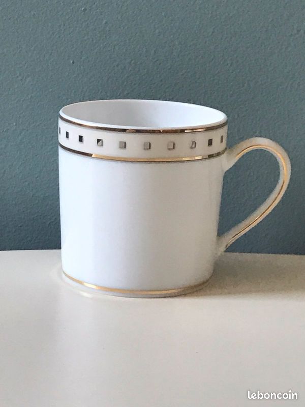 CHRISTOFLE - 5 tasses à café en porcelaine modèle Babylone (image 3)