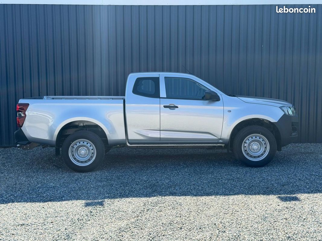 Isuzu D-Max 2.2 Ddi 164ch B-Strong Space M/T (image 2)