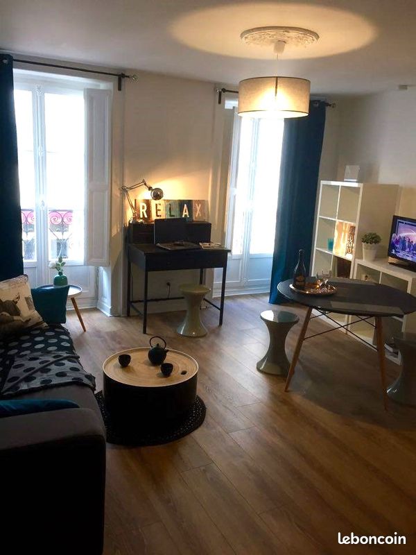 Studio meublé hyper centre - Locations