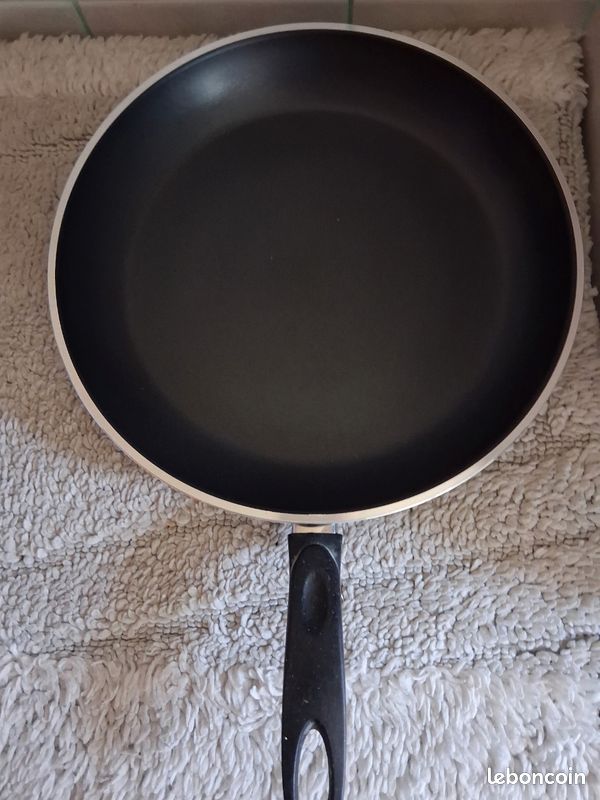 Poêle 32 cm Master Kitchen (image 2)