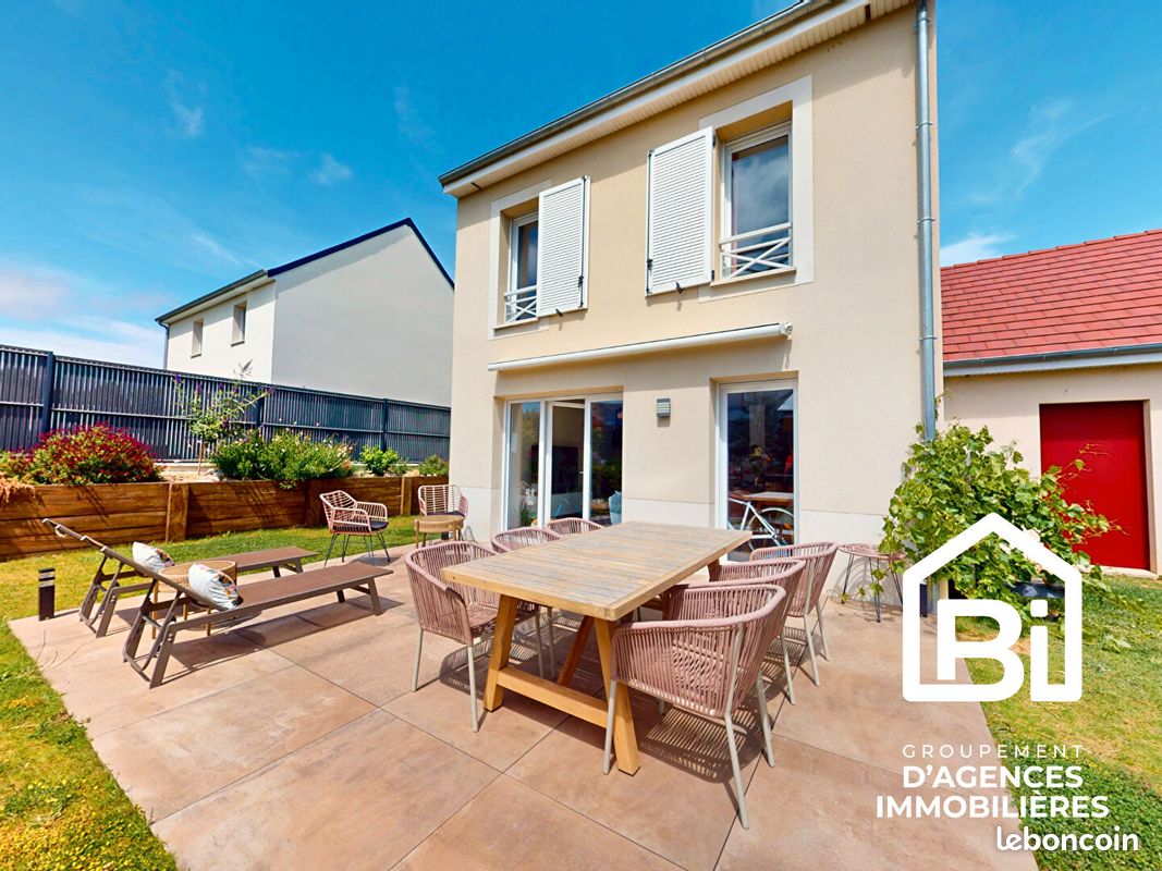 Maison 4 pièces 82 m² · à Escoville · 82 m² · 315 000 €
