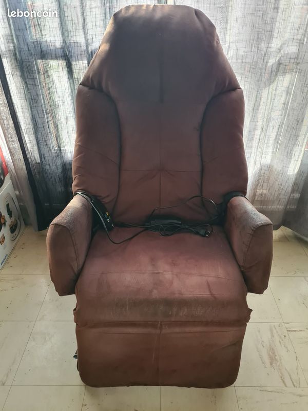 Fauteuil de relaxation électrique et releveur en tissu taupe | Maison et Styles