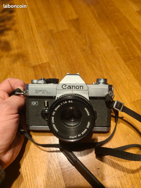 Appareil photo vintage Canon FTb + 1 objectifs 📸 (D'occasion) à Vionnaz