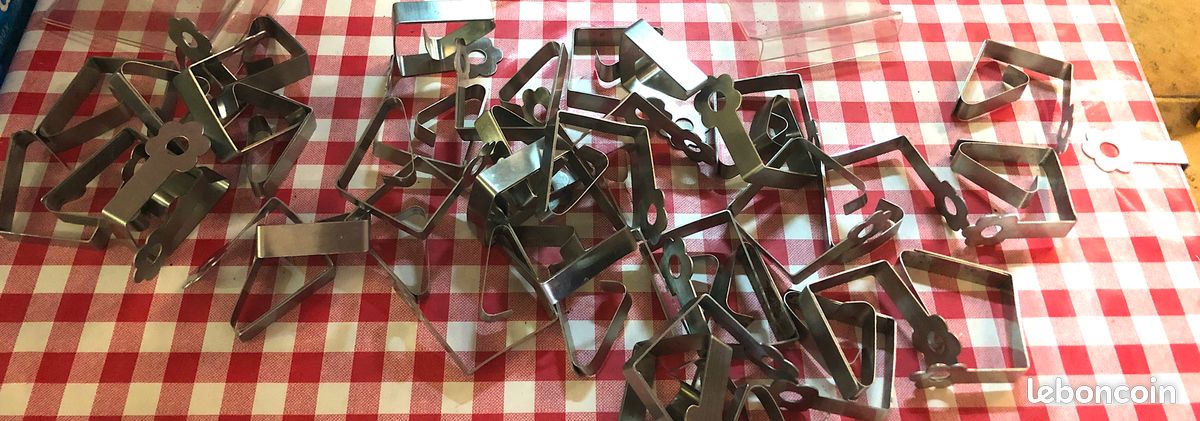 Clips pince a nappes jolie fleur (image 1)