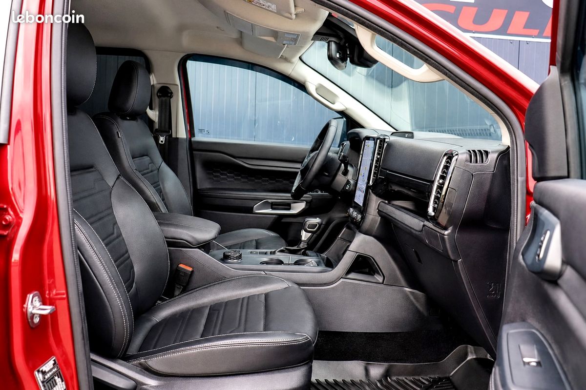 FORD RANGER MEGA RAPTOR UNIQUE DOUBLE CABINE 2.0L TURBO DIESEL BVA6 5 PLACES – HARD TOP SPORT – KIT CARROSSERIE MEGA RAPTOR – RADARS Av & Ar + CAMERA 360° – CUIR ELECTRIQUE CHAUFFANT – GARANTIE 1 AN (image 12)