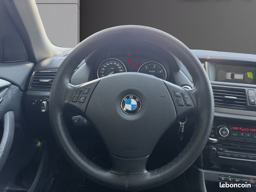 BMW X1 16D SDRIVE Boite Automatique 116Ch - Radar AV/AR - Régulateur (image 13)
