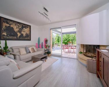 Maison 827 000 € - 210 m²