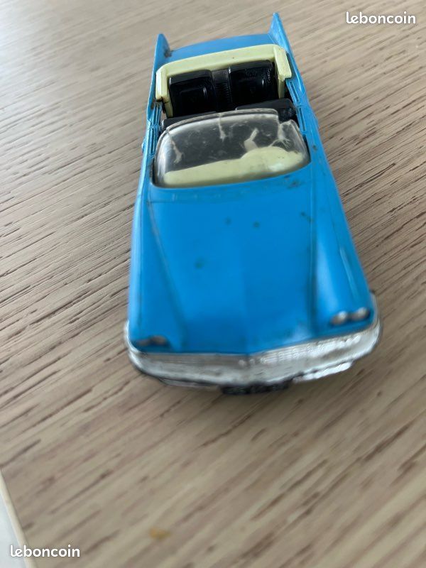 Norev Chrysler New Yorker 1960 Miniature Voiture Collection 1:43 Plastique France