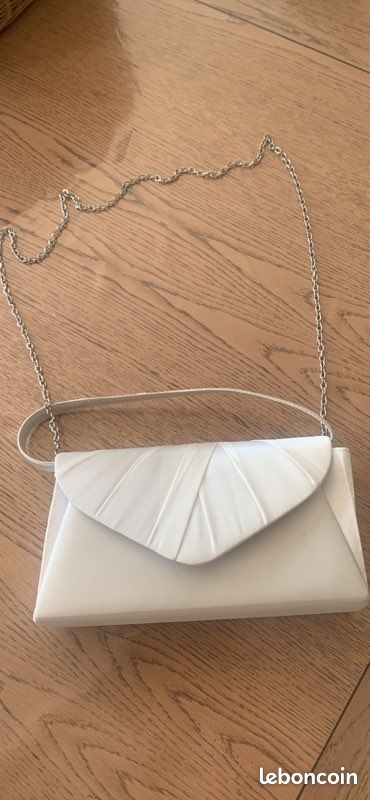 Sac / pochette (image 1)