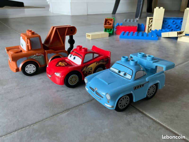 DUPLO Big Bentley 5828 (image 5)