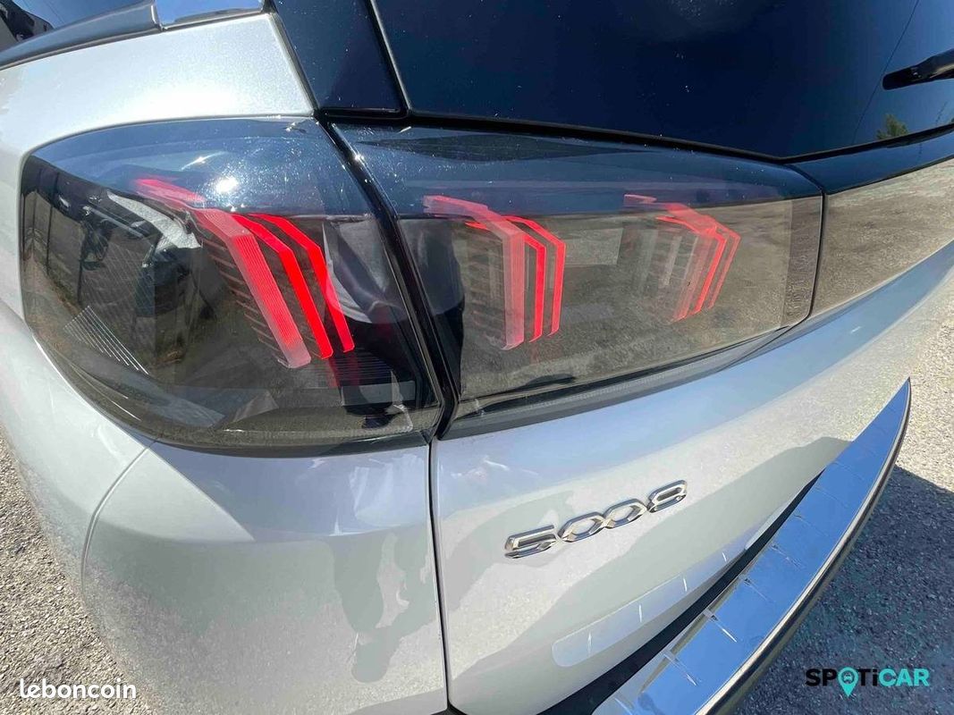 PEUGEOT 5008 BlueHDi 130ch S&S EAT8 Roadtrip (image 19)