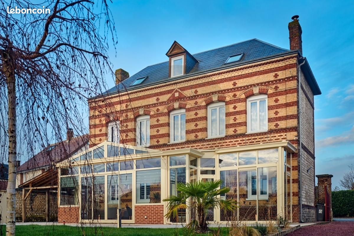 Maison 7 pièces 185 m² · à Le Vaudreuil · 185 m² · 680 000 €