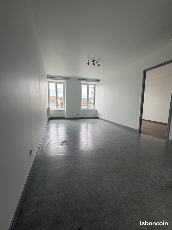 Appartement 2 pièces 44 m² · à Ambert · 44 m² · 430 €/mois