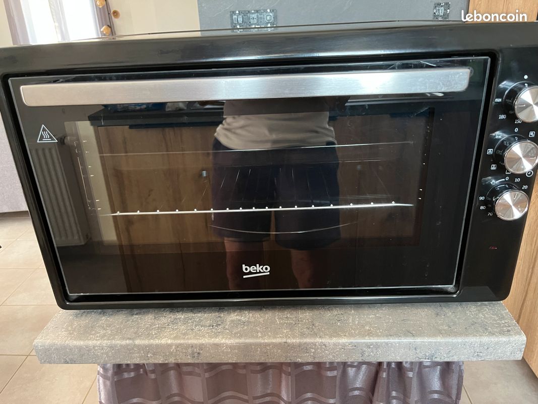 Mini four multifonctions BEKO 50L (image 1)