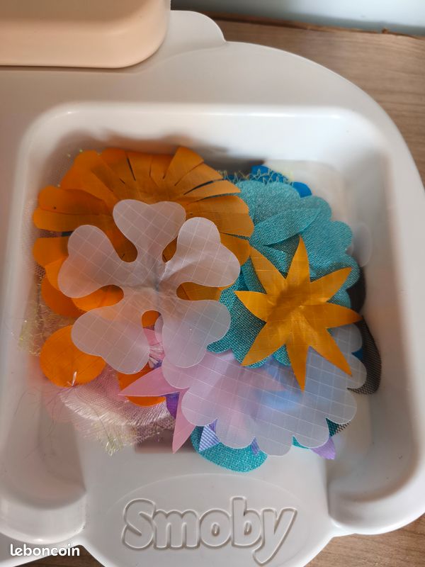 Jeu création de fleurs Smoby (loisirs créatifs) (image 2)