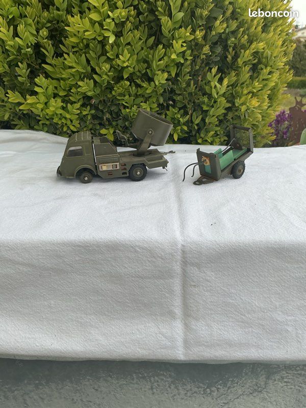 Fichier:Military Renault Galion Musée de l'Epopée de l'Industrie et de l'Aéronau