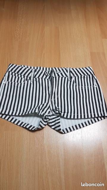 Short (image 1)